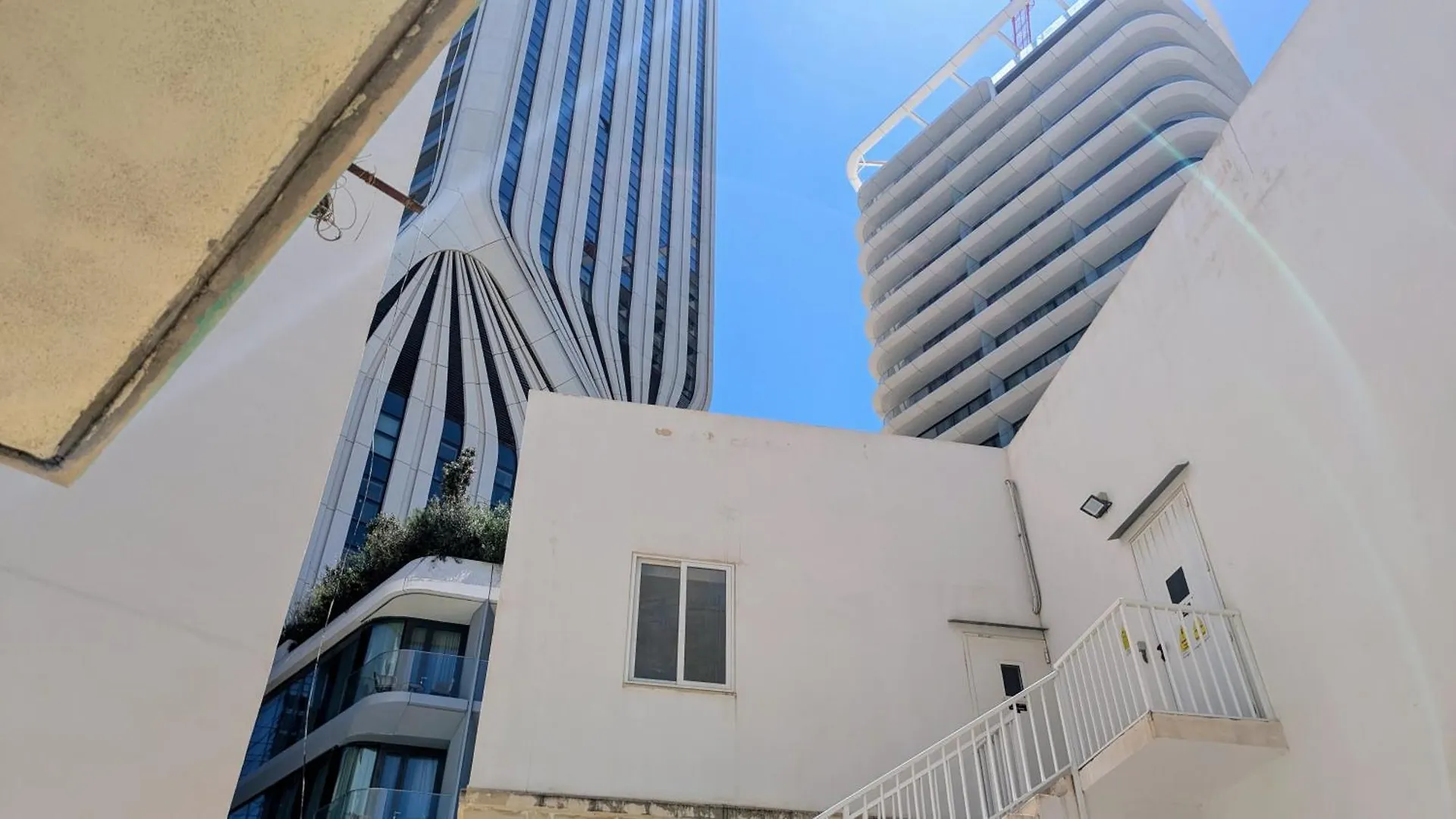 شقة Big 7, The Paceville Stay سانت جوليان مالطا